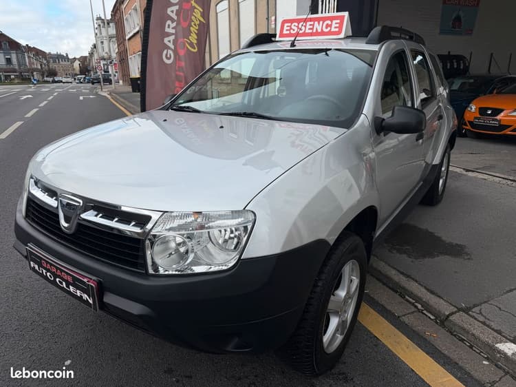 Loader DUSTER 1.6i 97.573Kms *CARNET à Jour GARANTIE image