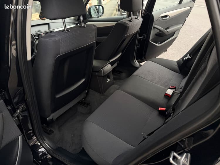 Loader BMW X1 2.0d 143Ch *CARNET à Jour GARANTIE image