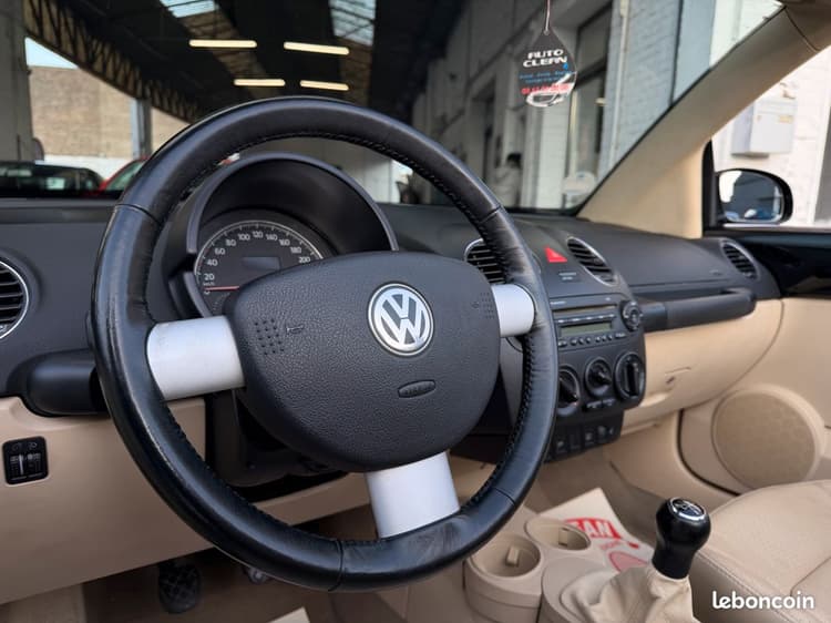 Loader NEW BEETLE Cabriolet Ph2 2.0i *CARNET à jour VOLKSWAGEN image