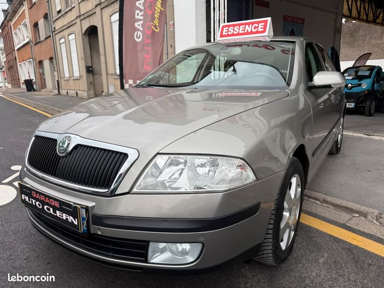 Loader Skoda OCTAVIA 62.253Kms 1ère main *CARNET à jour SKODA GARANTIE image