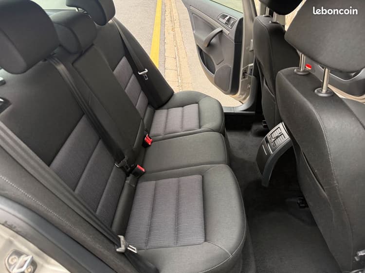 Loader Skoda OCTAVIA 62.253Kms 1ère main *CARNET à jour SKODA GARANTIE image