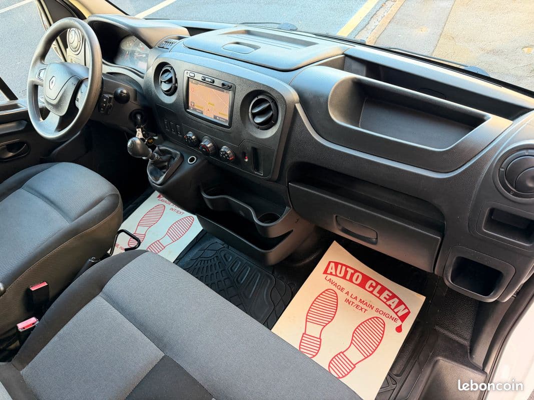 renault master 2019 image 3