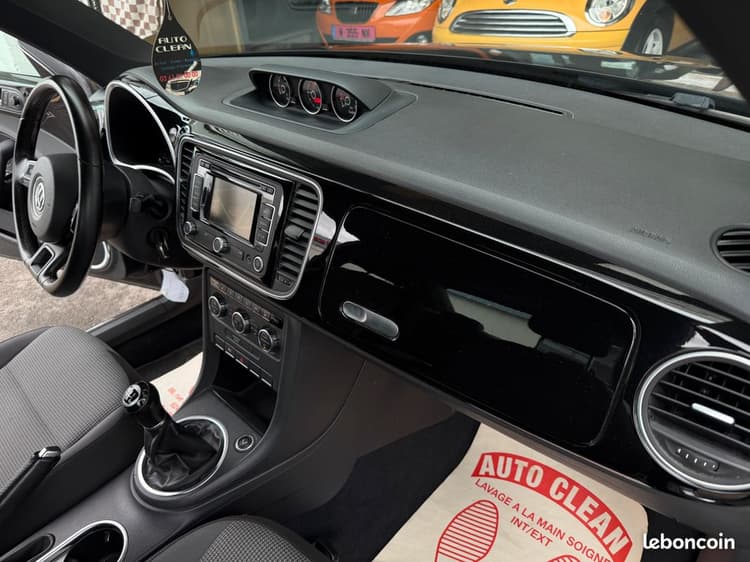 Loader VW Beetle 2.0TDi 140Ch *CARNET à jour VOLKSWAGEN image