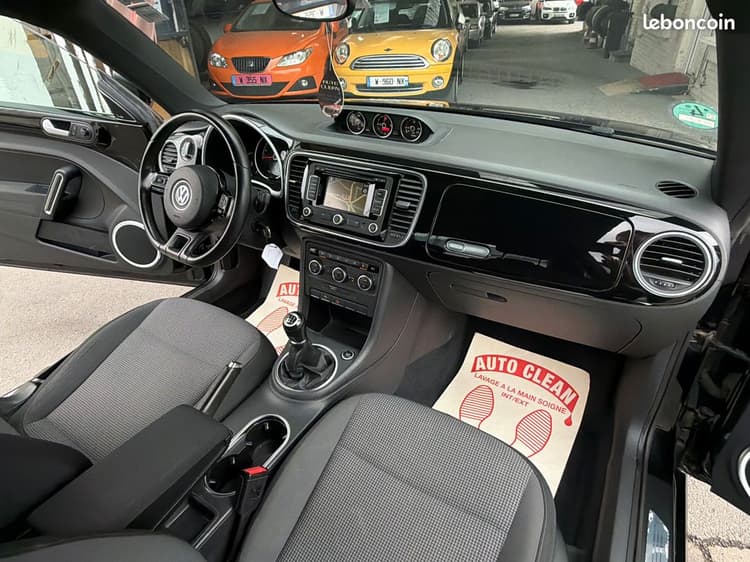 Loader VW Beetle 2.0TDi 140Ch *CARNET à jour VOLKSWAGEN image