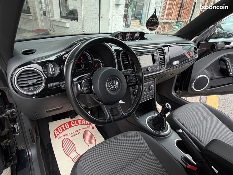 Loader VW Beetle 2.0TDi 140Ch *CARNET à jour VOLKSWAGEN image