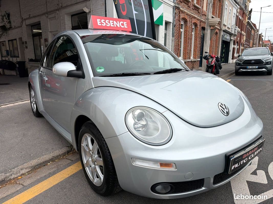volkswagen new beetle 2008 image 2