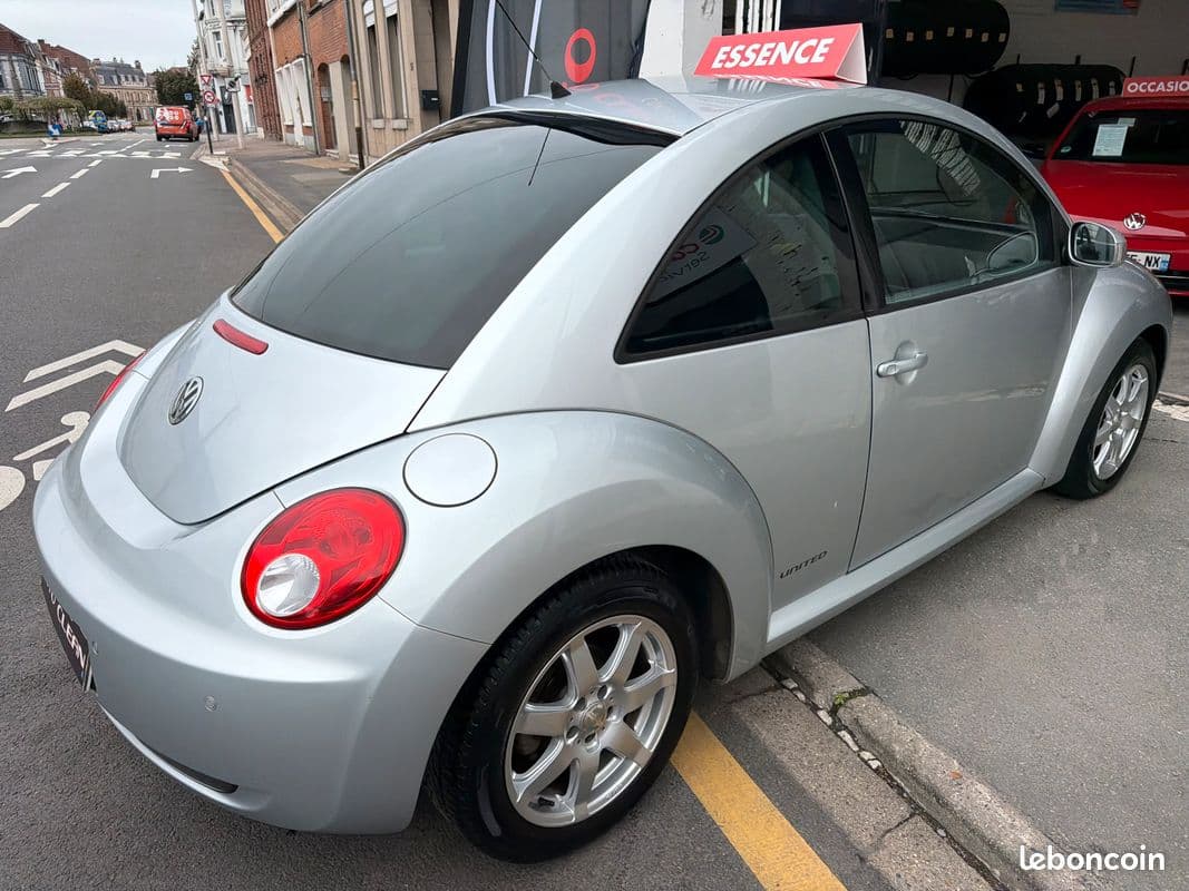 volkswagen new beetle 2008 image 7