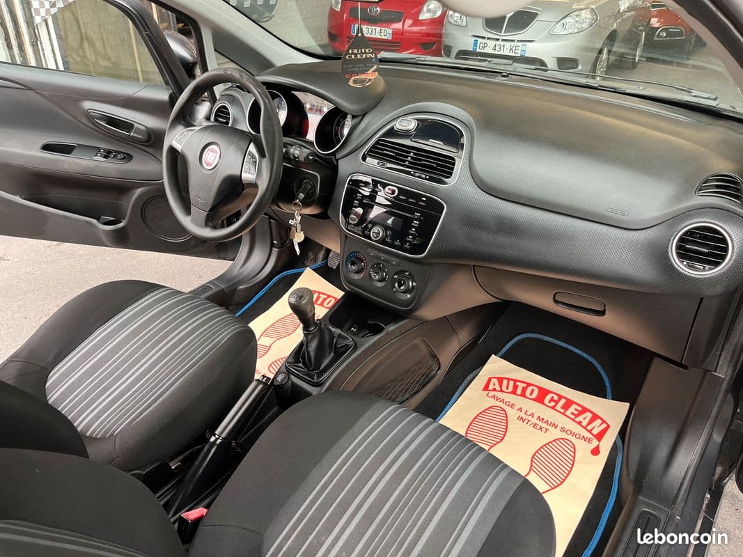 fiat punto evo 2011 image 3