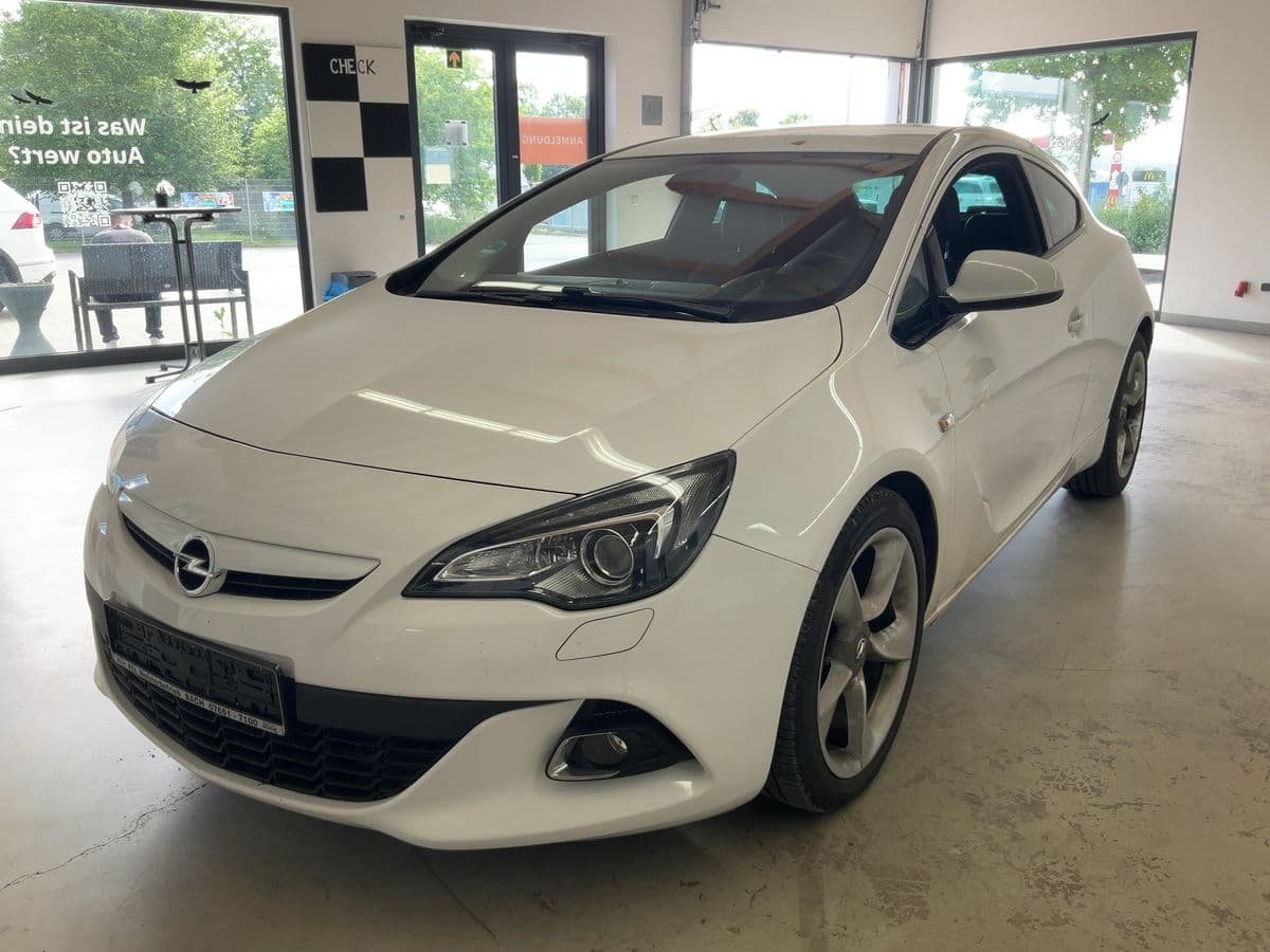 opel Astra GTC 2014 image 1