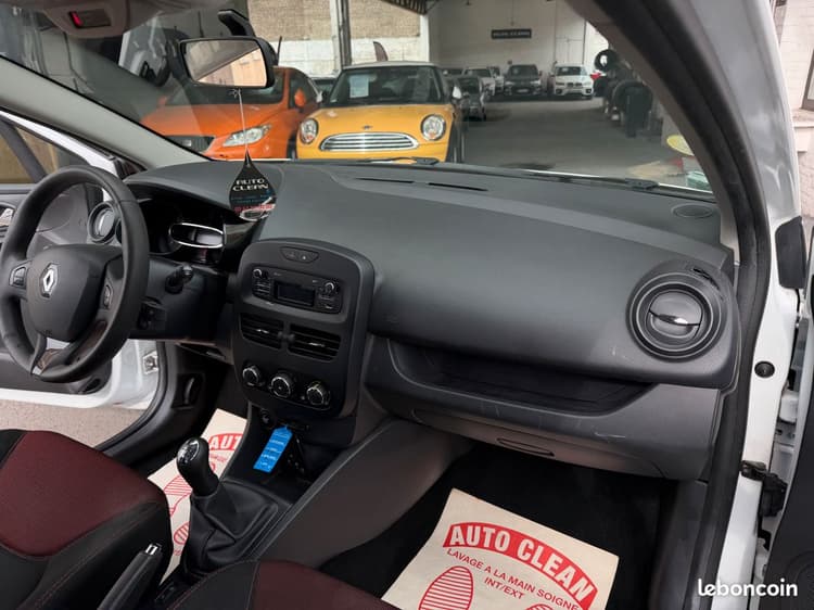 Loader 🇫🇷CLIO IV 1.5 DCI 2Places 2014 *TVA RECUPERABLE image