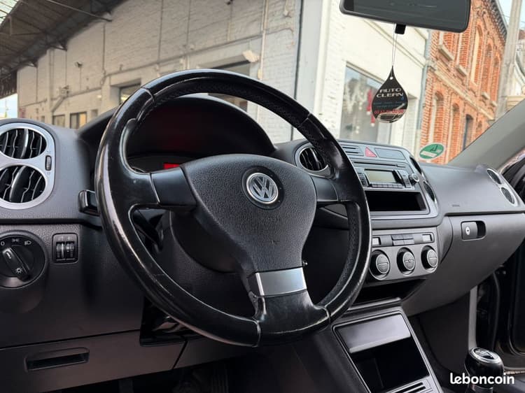 Loader TIGUAN 1.4TSi 150Ch 4x4 *CARNET à jour VOLKSWAGEN image