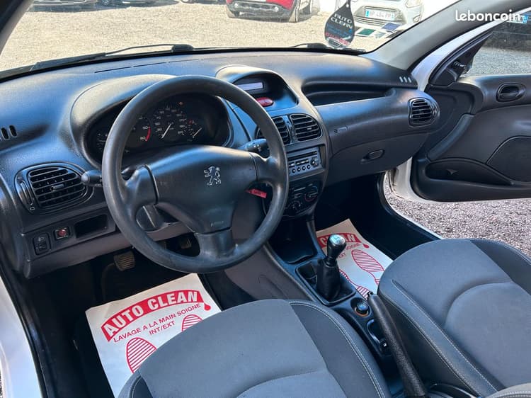 Loader 🇫🇷PEUGEOT 206 1.4HDi 2Places PAIEMENT 4 fois image