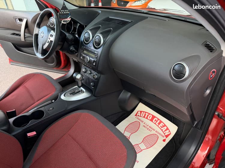 Loader NISSAN QASHQAI 2.0 140Ch *CARNET à Jour AUTOMATIQUE image