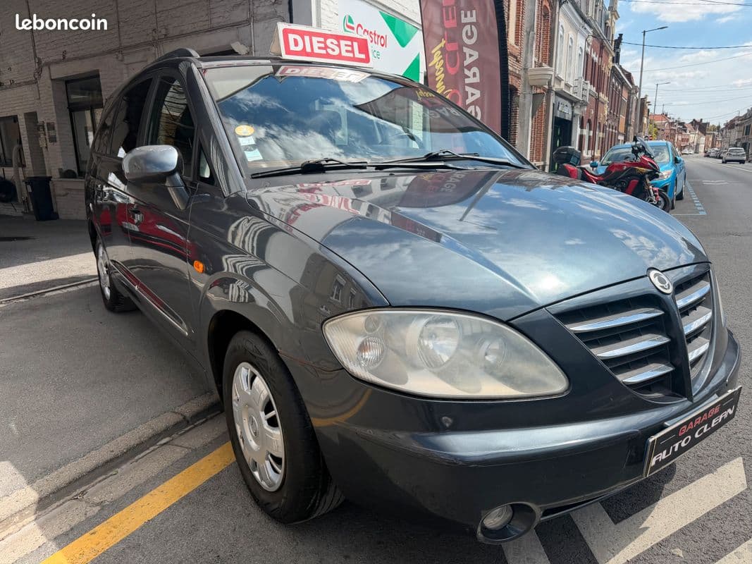 ssangyong rodius 2007 image 1