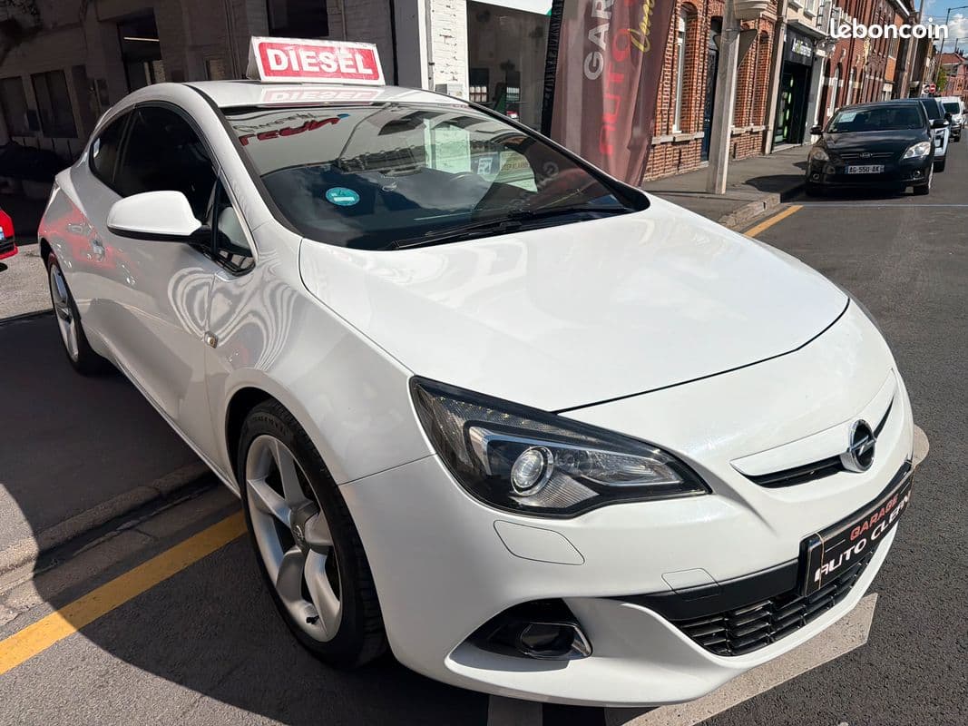 opel astra 2014 image 2