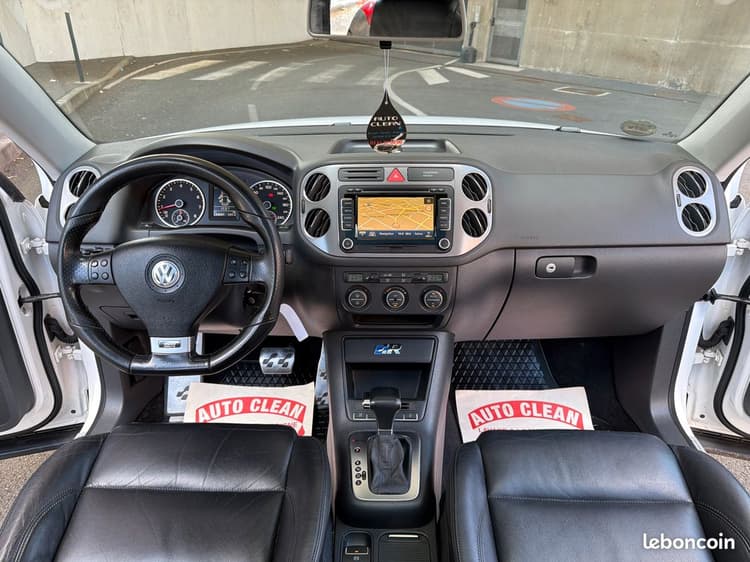 Loader TIGUAN R-Line 2.0TSi 170Ch 4X4 BVA *CARNET à Jour image