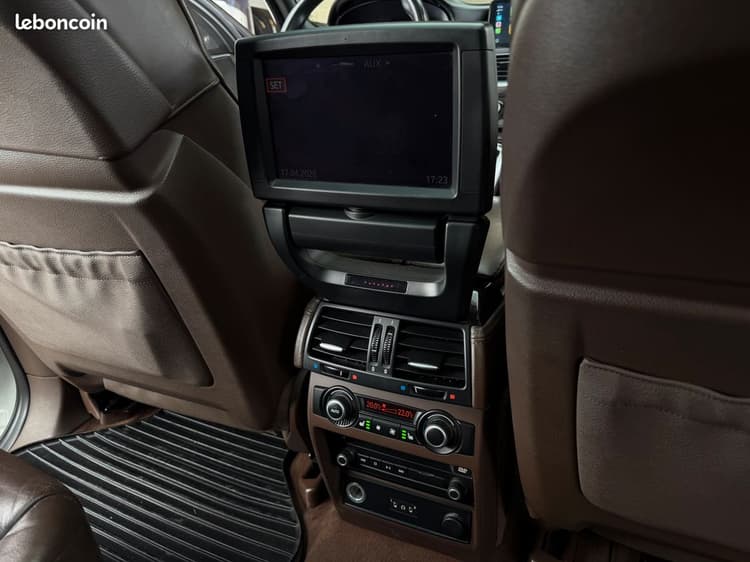 Loader X5 M40d XDrive 7 PLACES Cockpit *MODELE UNIQUE image