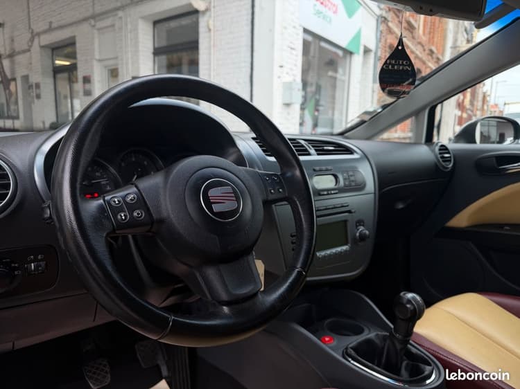 Loader 🇫🇷SEAT LEON II 2.0TDi 140Ch *CARNET A JOUR GARANTIE image