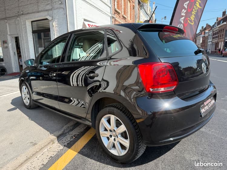 Loader 🇫🇷POLO V 1.2TDi SPORT GPS CUIR Sièges chauffants *CARNET à jour image