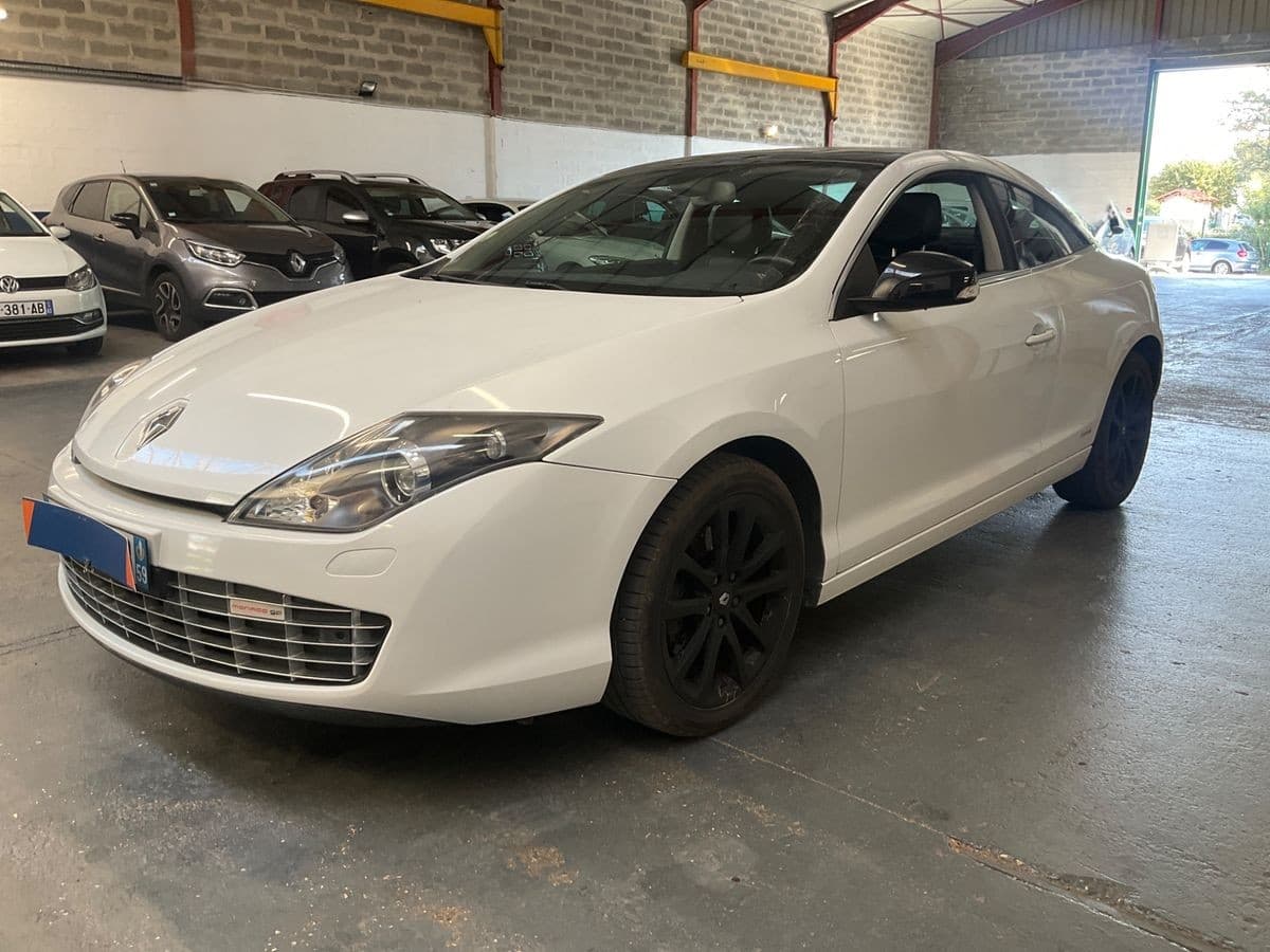 renault Laguna 2010 image 1