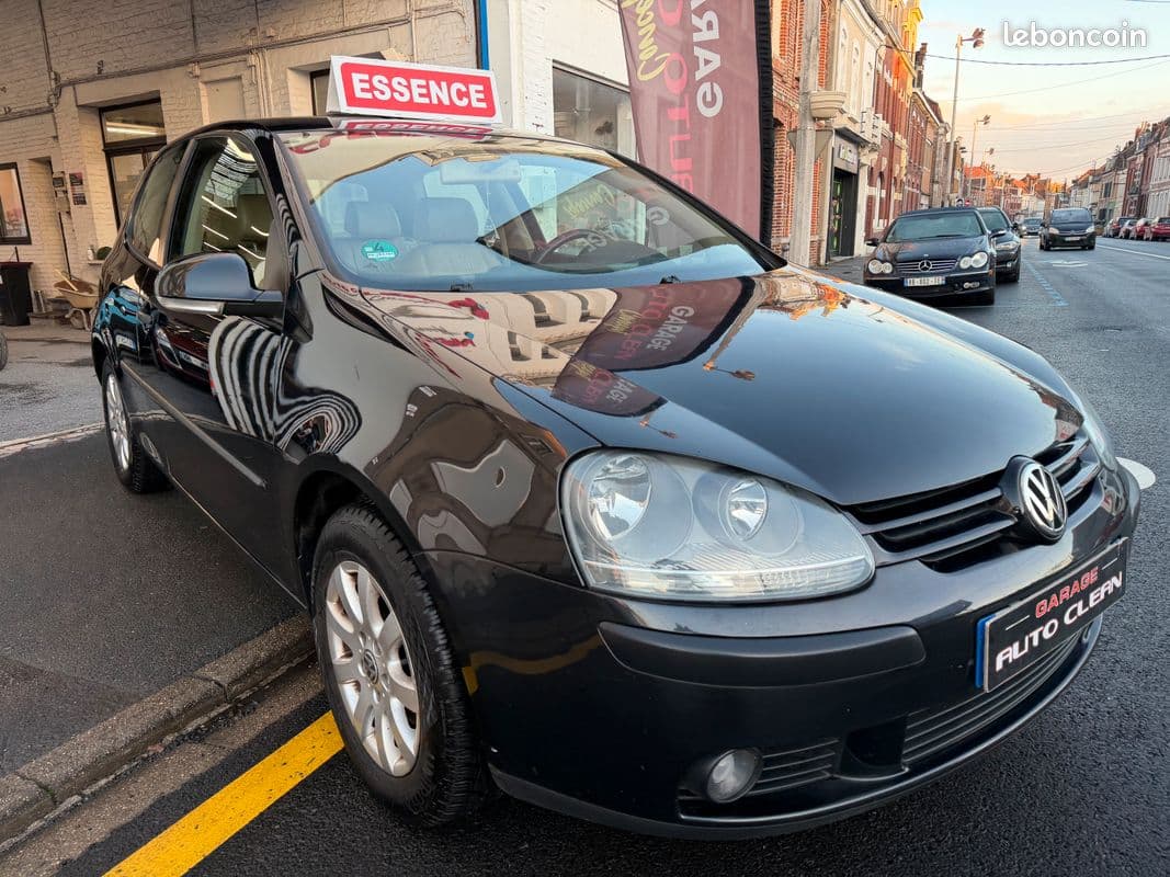 volkswagen golf 2004 image 2