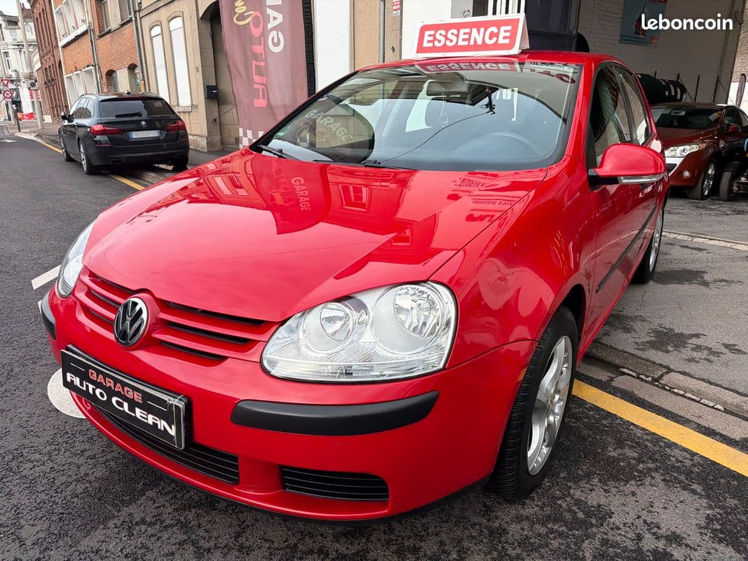 volkswagen golf 2004 image 1