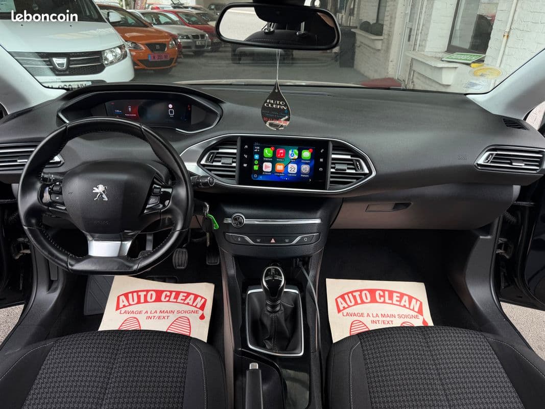 peugeot 308 2020 image 3