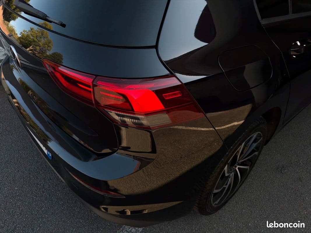 volkswagen golf 2021 image 9