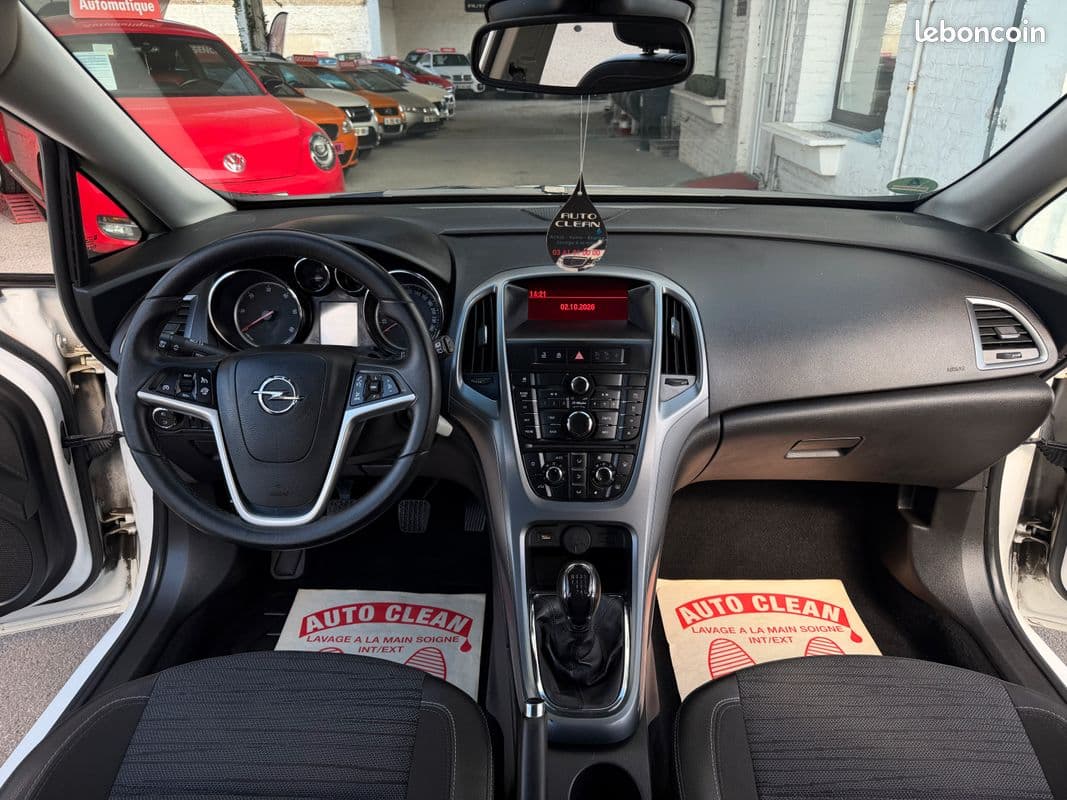opel astra 2014 image 4