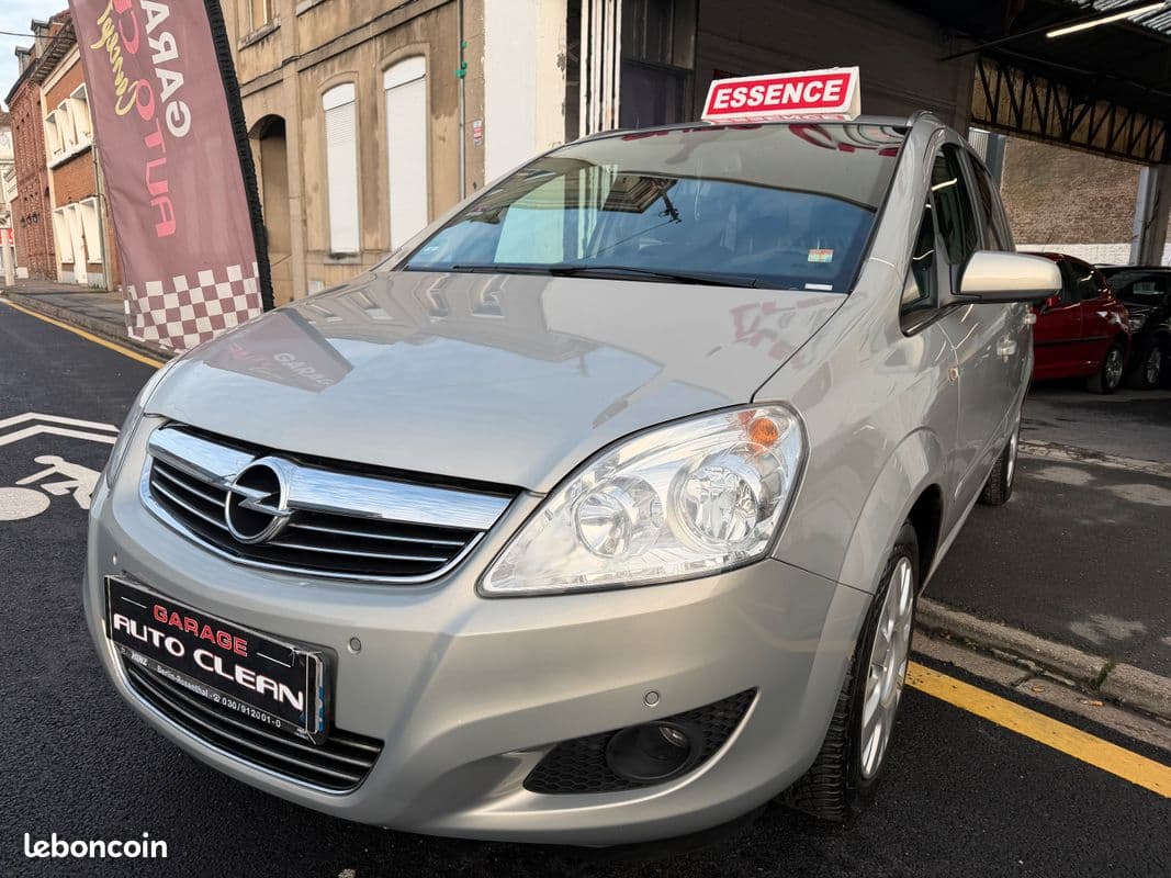 opel zafira 2008 image 1