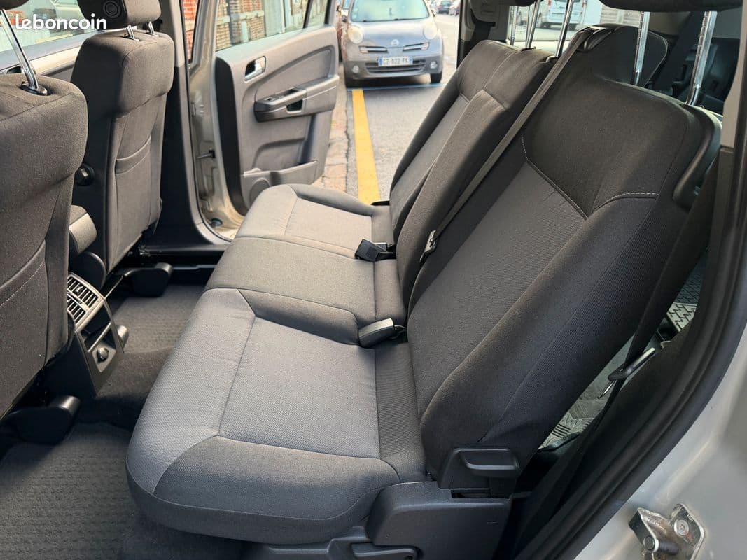 opel zafira 2008 image 9