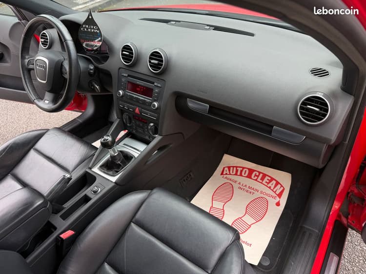 Loader AUDI A3 1.8TFSi 160Ch S-line *CARNET à Jour GARANTIE image