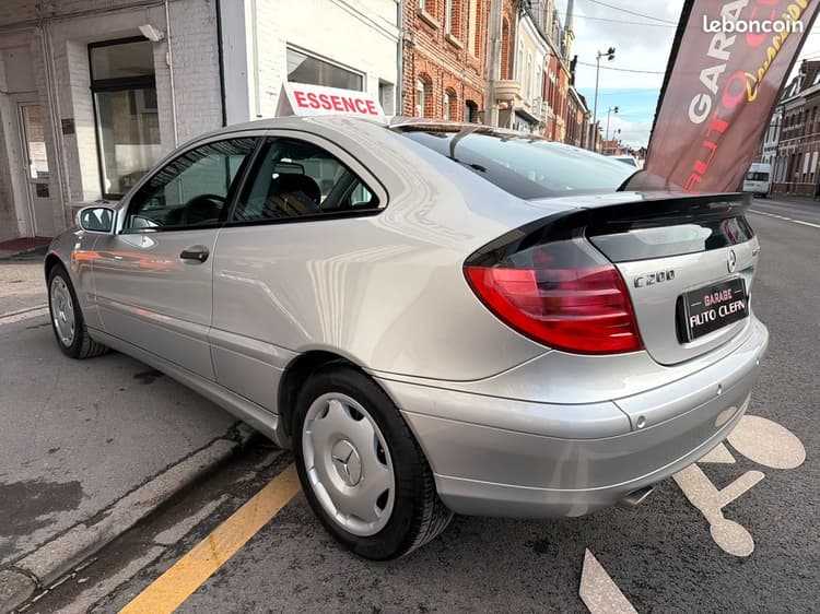 Loader C200 KOMPRESSOR 90.031Kms *1ère main CARNET à Jour MERCEDES image