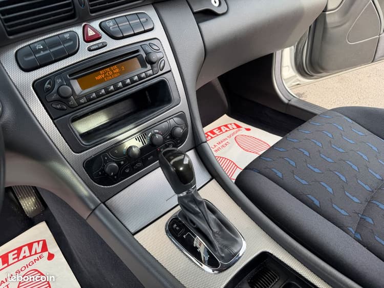 Loader C200 KOMPRESSOR 90.031Kms *1ère main CARNET à Jour MERCEDES image