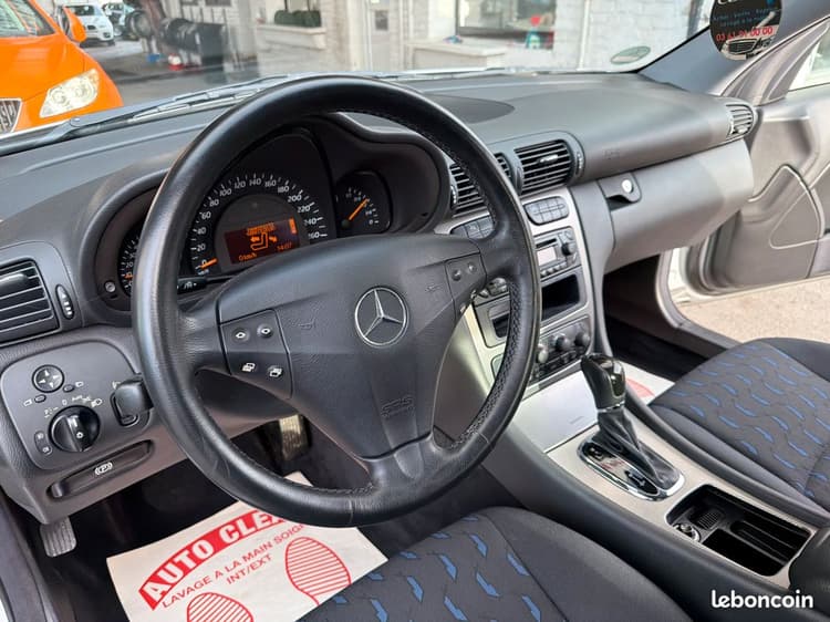 Loader C200 KOMPRESSOR 90.031Kms *1ère main CARNET à Jour MERCEDES image