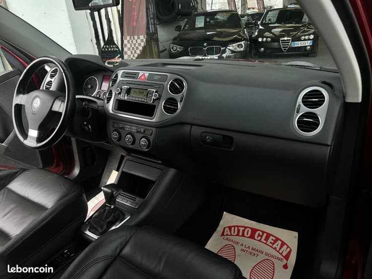 Loader TIGUAN 2.0 TDi 140Ch BVA *Carnet à Jour Volkswagen 4X4 GARANTIE image