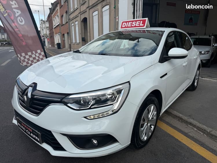 Loader 🇫🇷MEGANE IV 1.5Dci Bluetooth *CLIM 2PLACES GARANTIE image