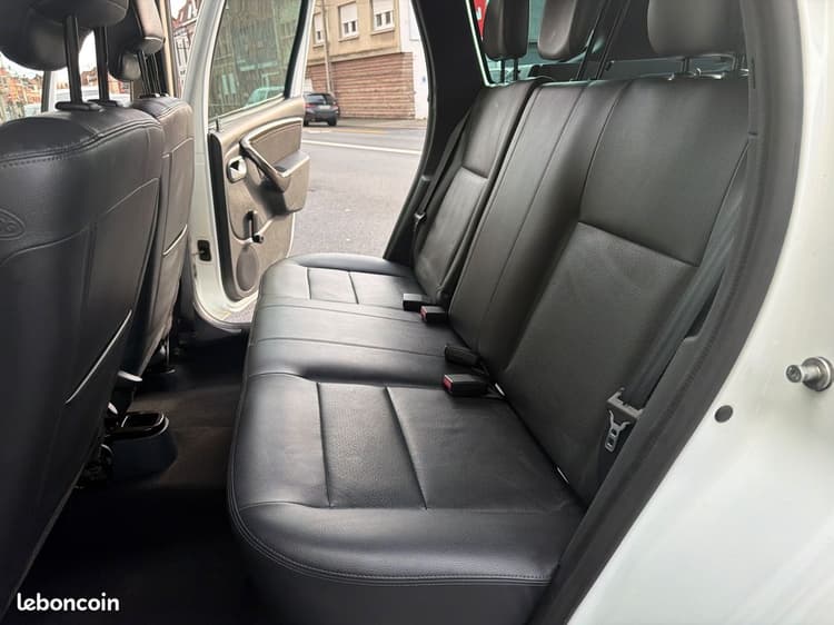 Loader DUSTER 1.6i 1ère main* 67.425 Kms GARANTIE image