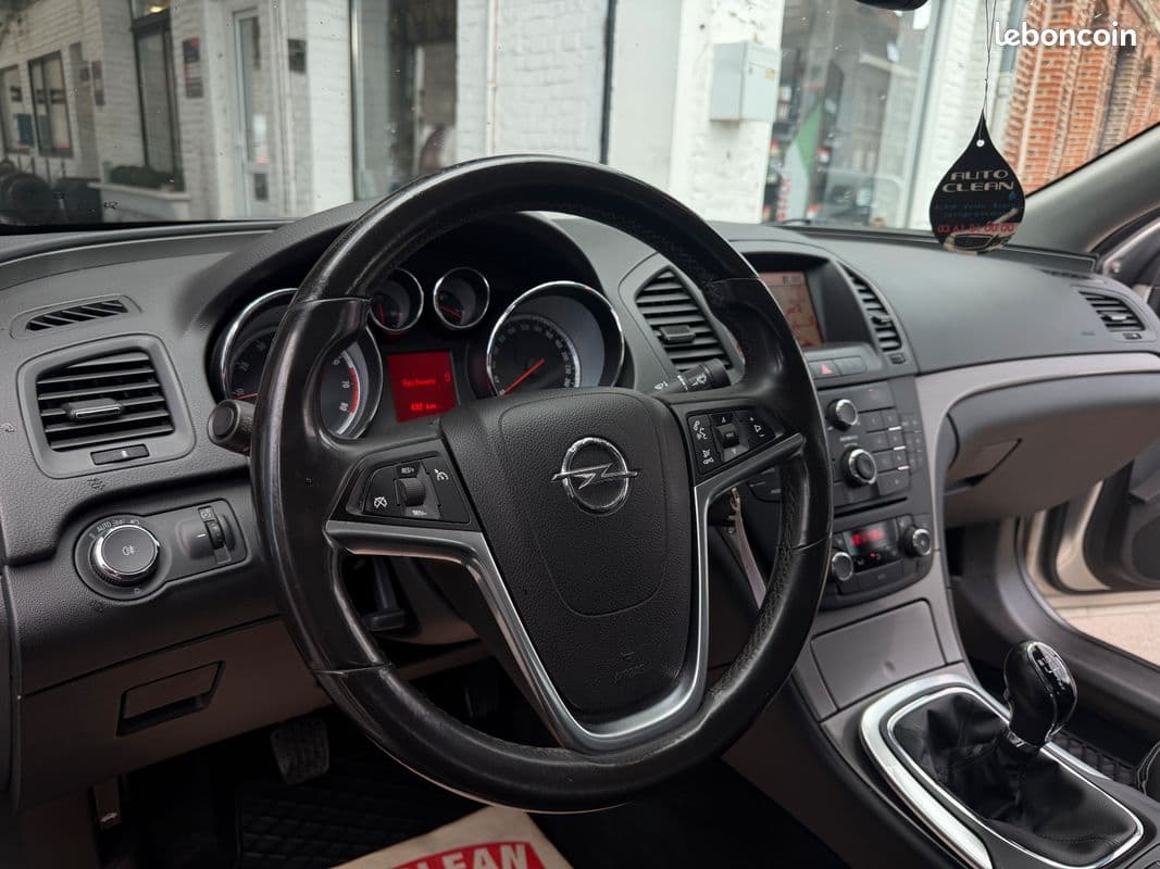 opel insignia 2009 image 4