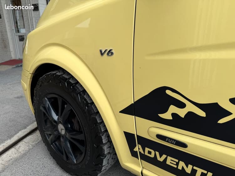 Loader 🇫🇷VIANO CALIFORNIA WESTFALIA V6 *CARNET à jour Mercedes image