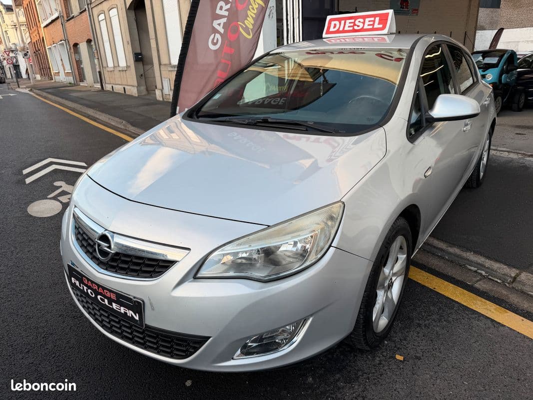 opel astra 2010 image 1