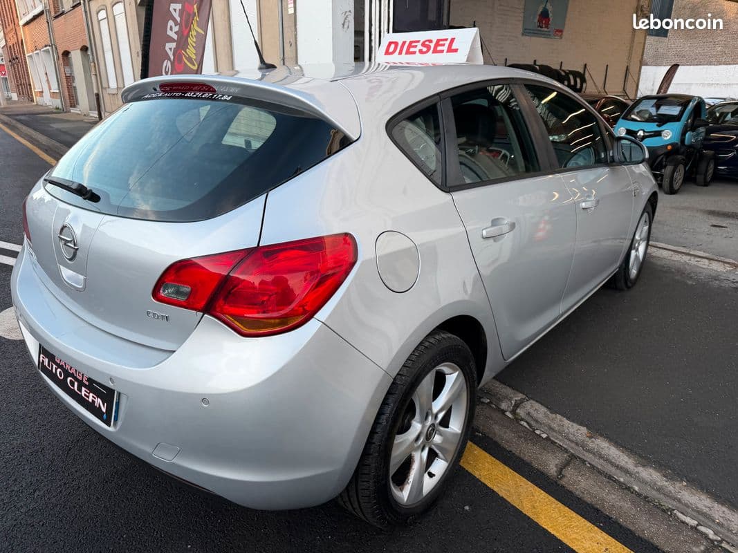 opel astra 2010 image 4