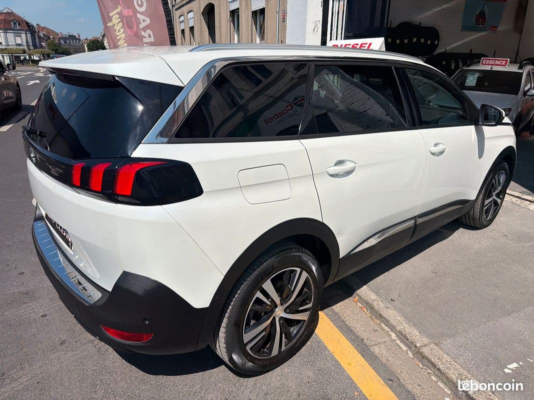 peugeot 5008 2019 image 6