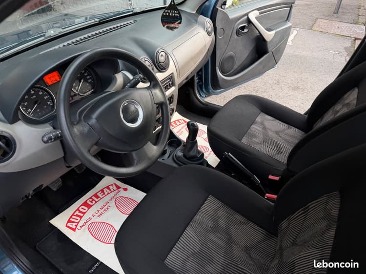 Loader SANDERO 92.455Kms *1ère main CARNET à jour RENAULT image