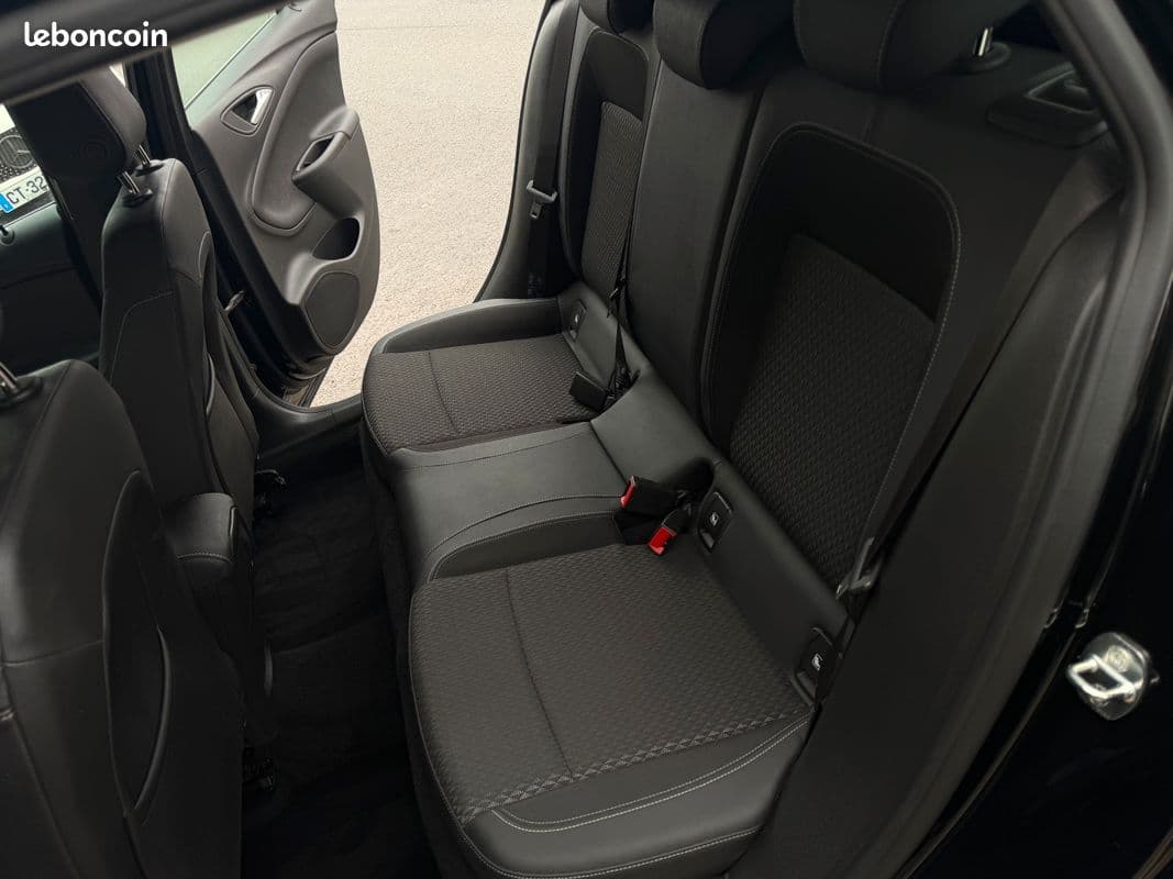 opel astra 2019 image 8