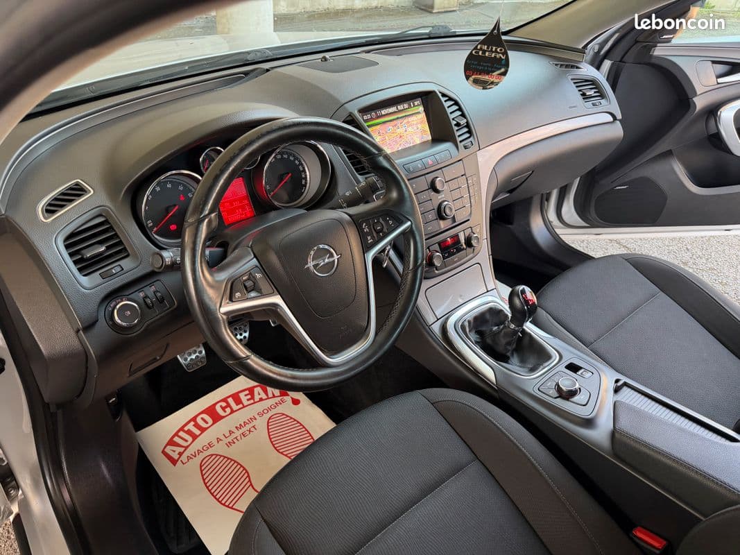 opel insignia 2012 image 4