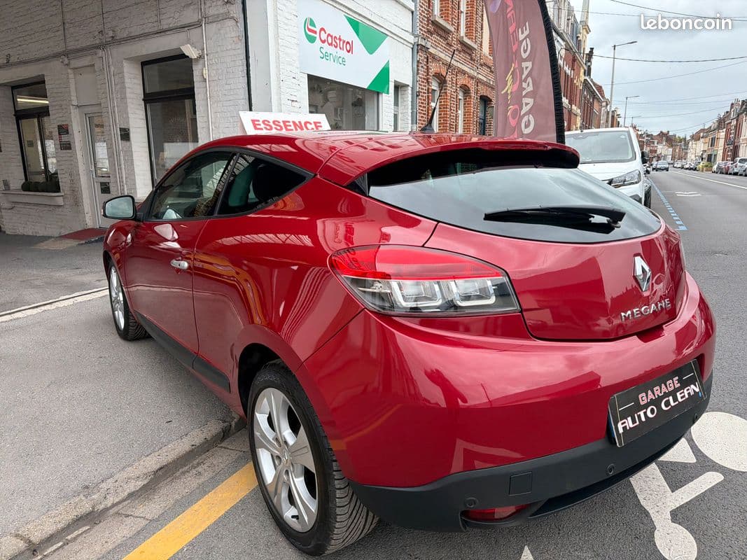 renault megane 2011 image 7