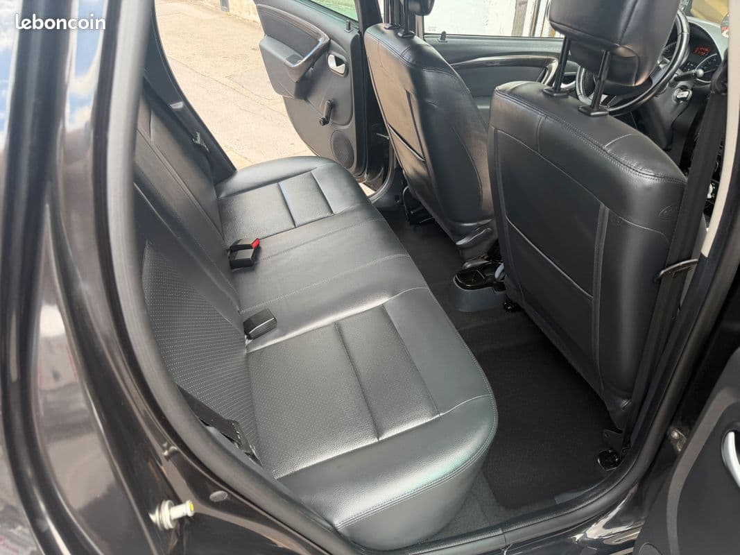 dacia duster 2011 image 8