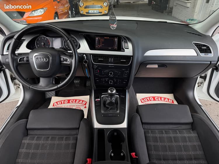 Loader AUDI A4 1.8TFSI 160Ch CARNET à JOUR *1ère main image