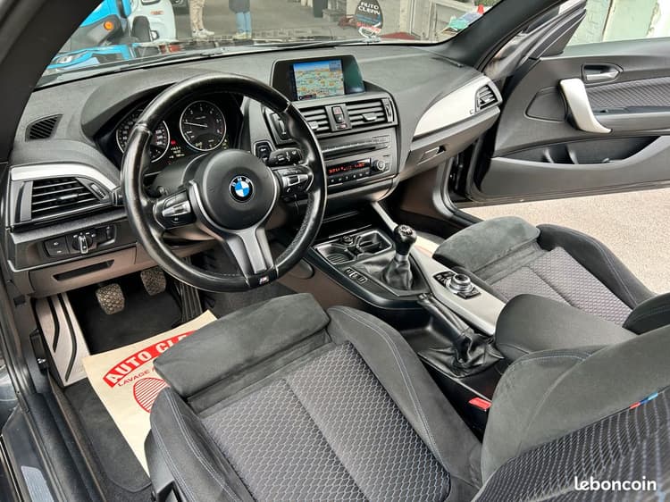 Loader 🇫🇷 BMW 120D 184Ch 4X4 *Pack M SPORT BVM6 TRÈS PROPRE image